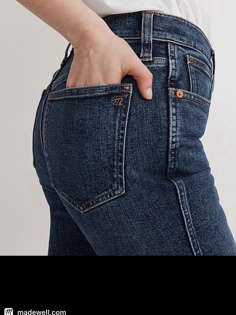 Madewell Slim Mid-Rise Stovepipe Jeans in Dark Blue Wash - Picture 4 of 4